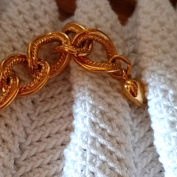 VALENTINE'S GIFT! 😍"KIRKS FOLLY" VTG "MIDSUMMER NIGHT" BRACELET! EXC. COND.! - Picture 8 of 16